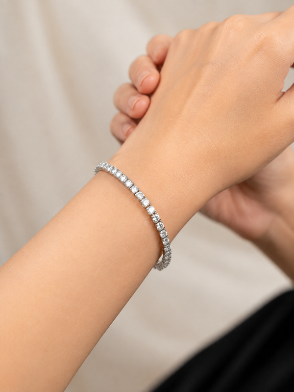 Sleek tennis Bracelet